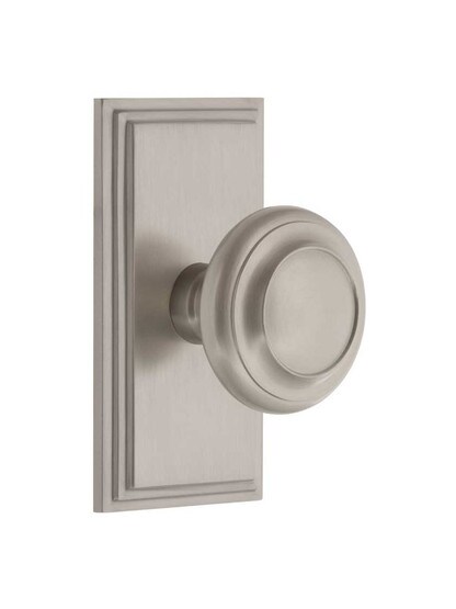 Grandeur Carre Rosette Door Set with Circulaire Knobs in Satin Nickel.